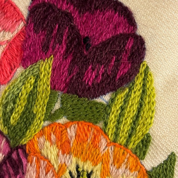 VINTAGE PILLOW CREWELWORK NEEDLEWORK TULIPS - Picture 3 of 8